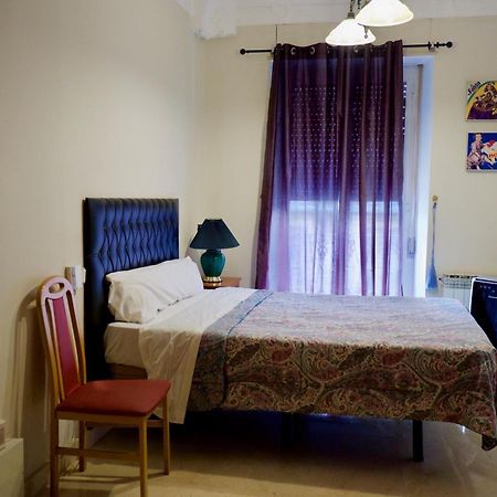 Bookingham ★Apartaments & Suites マドリード エクステリア 写真