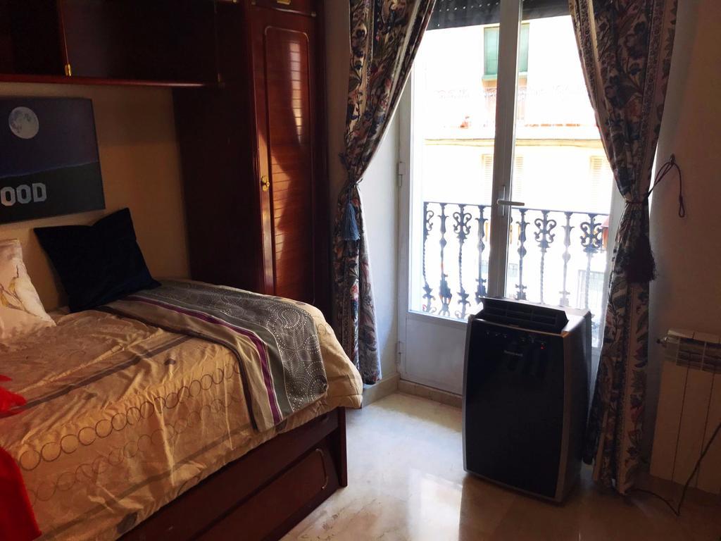 Bookingham ★Apartaments & Suites マドリード エクステリア 写真